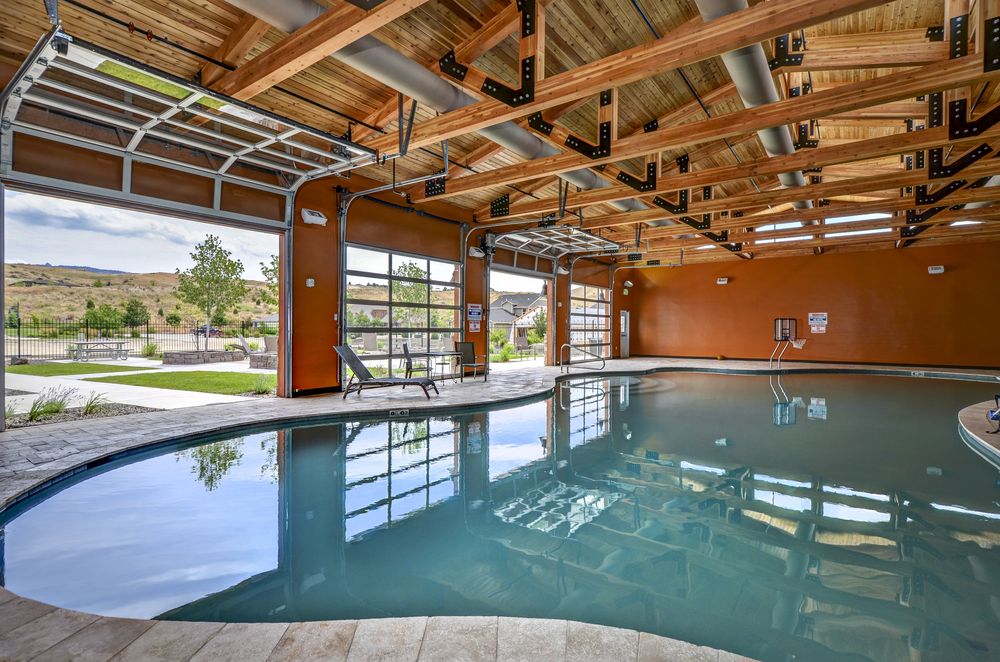 Avimor indoor pool with roll-up glass doors